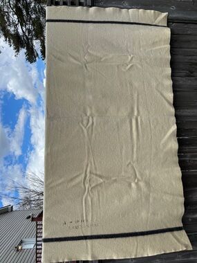 Vintage 60s Canadian Forces wool blanket